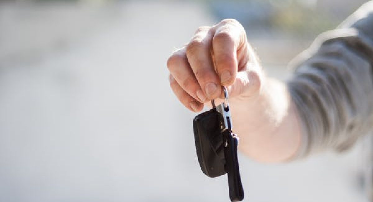 car-buying-car-key-car-purchase-97079